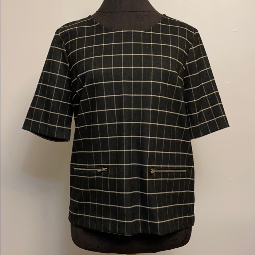 NWT 41 Hawthorn Zip Front Detail Top